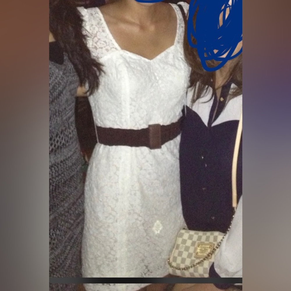 Cream-colored Lace Guess Dress